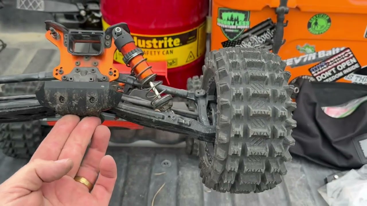 Traxxas Sledge 8s upgrade with m2c parts #traxxas #traxxassledge8s #basher #m2cracing #tothemoon 🚀🚀🚀