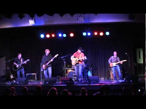 Chad Burdick opening for Easton Corbin - "Aint Wha...