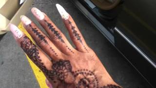Henna Glove With 2 Finger Shot