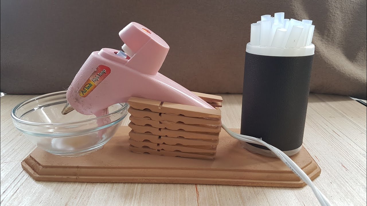 DIY Dollar Tree Hot Glue Gun Holder - The Crafty Decorator