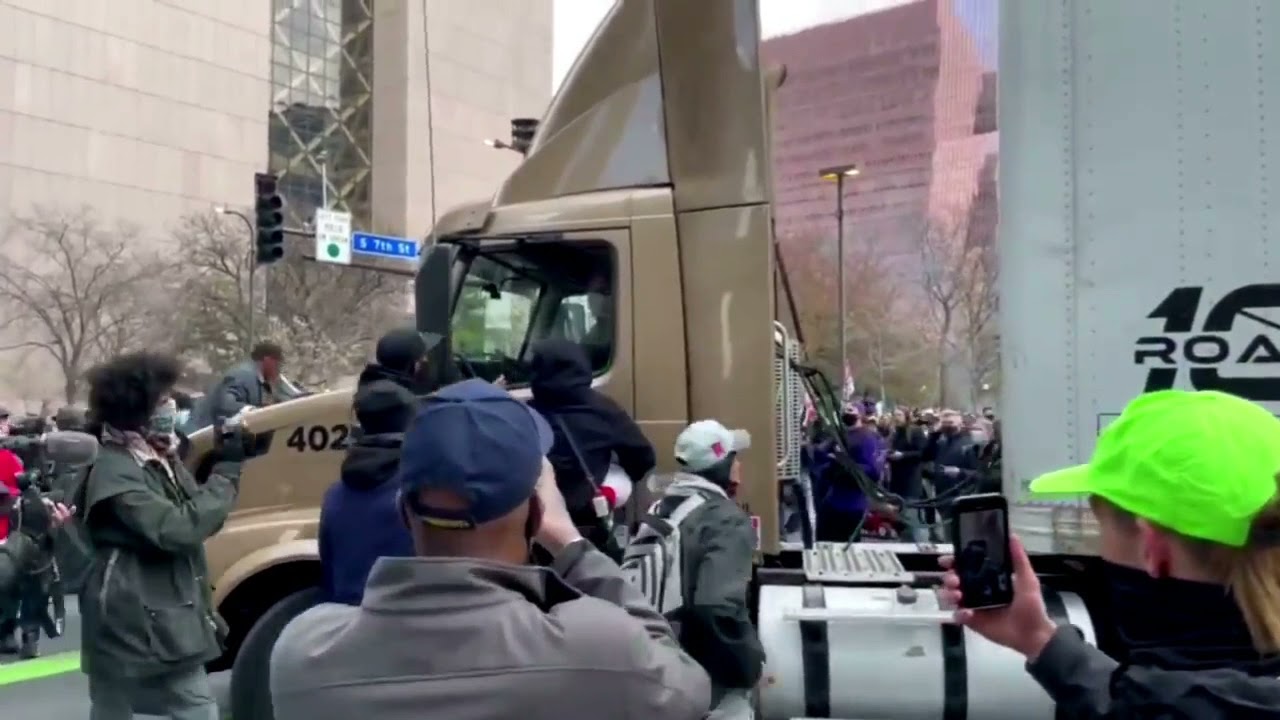 SJW - Antifa - BLM - Fails And Cringworthy Clips #1