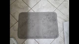 Cozy bath mats that stay put!