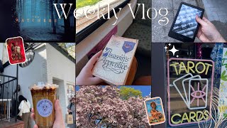 Day trip to Toronto, new projects + my first Kindle! || weekly reading vlog