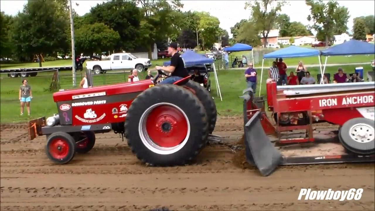 6,500lb Non Turbo Tractors Pulling in Prairieburg, IA 8302014 YouTube