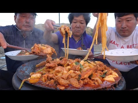 집에서 먹는 춘천 닭갈비~[[춘천바른닭갈비(Spicy Stir-fried Chicken)]] 요리&먹방!! - Mukbang eating show