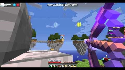 hacking people on cubecraft, just report him for antiknockback #1