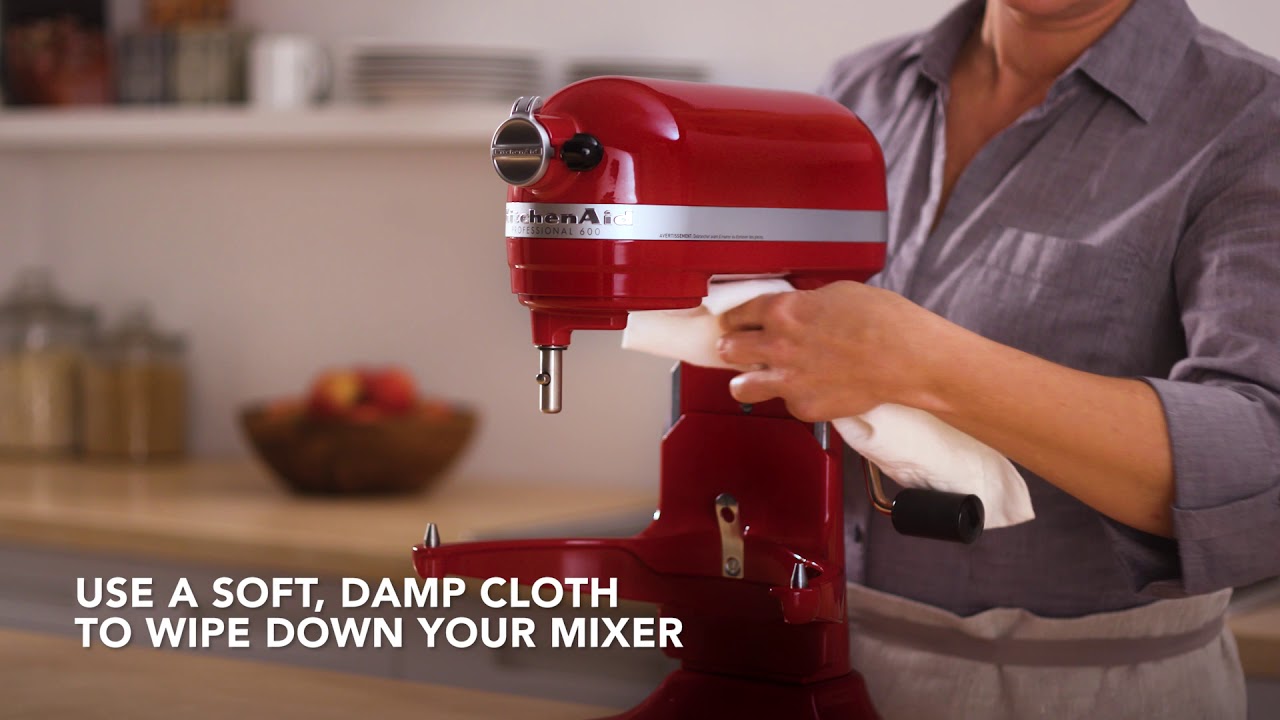 How to Clean a Stand Mixer