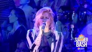 Demi Lovato - Stay B96 Pepsi Summerbash Live Resimi