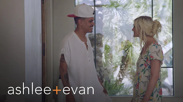 Evan Ross' Crew Crashes the Family Vacation | Ashl...