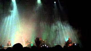 Suede - By the Sea ( En Vivo Teatro Caupolican 17-10-2012 Santiago - Chile)