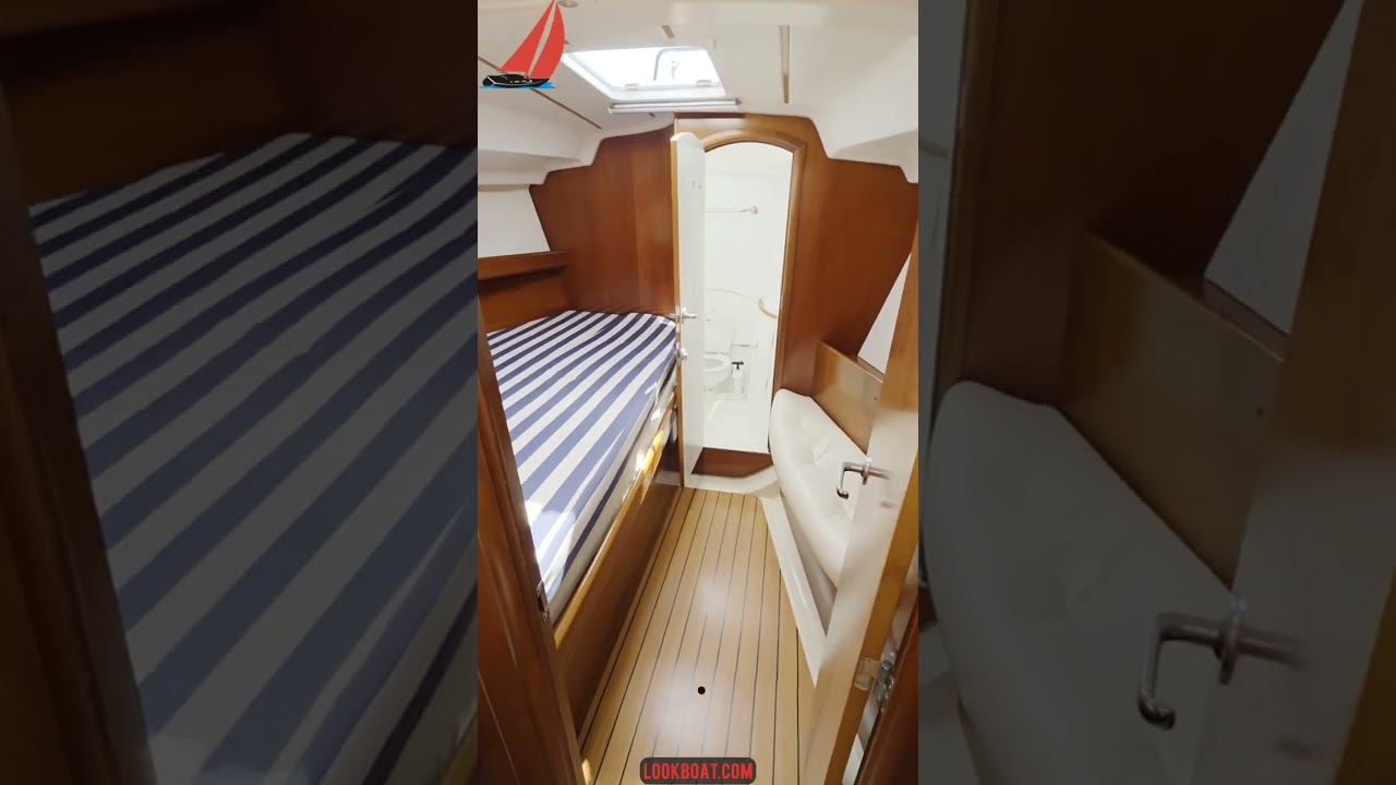 ⁣Beneteau Oceanis Clipper 393 for sale in Greece