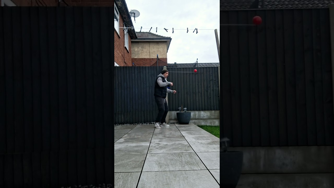 reflexball training ( bit of old football skills here 😆 ) 