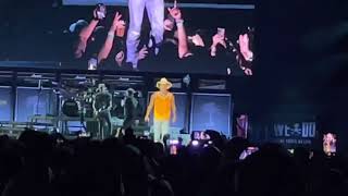 @KennyChesney - “No Shoes, No Shirt, No Problem” | Here and Now Tour Chicago 2022
