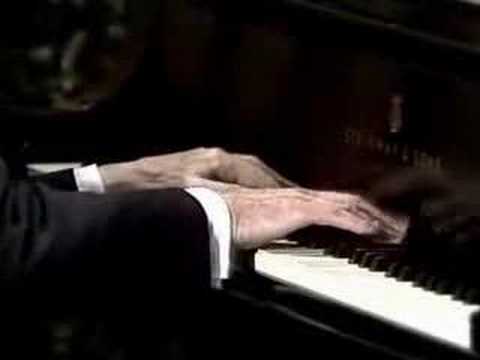 HOROWITZ AT THE WHITE HOUSE 4-Chopin Waltz Op.64-2