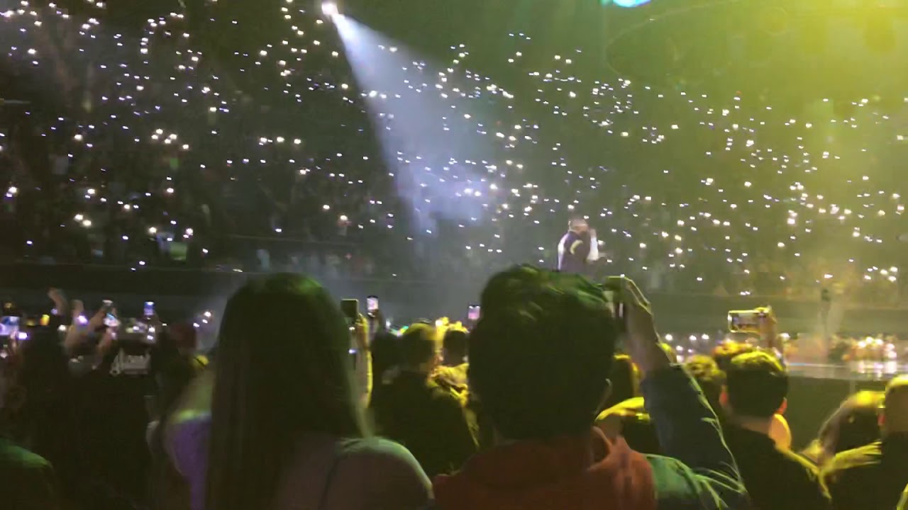 Bad Bunny - Ni Bien Ni Mal (En Vivo 2019 The Forum Inglewood, CA)