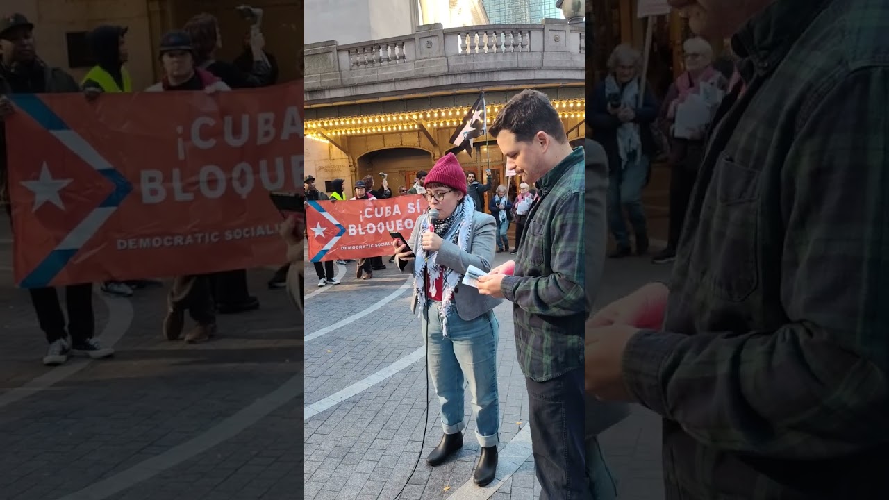 People in NYC: End the U.S. Blockade against Cuba. 1of7