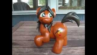 Pony sculpture showcase:  Alex the Chubby Pony (ponysona)