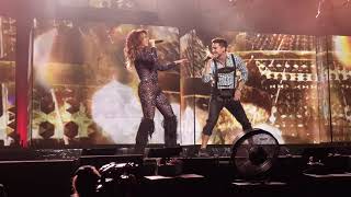 Shania Twain & Bastian Baker - Party For Two (Live in Munich)