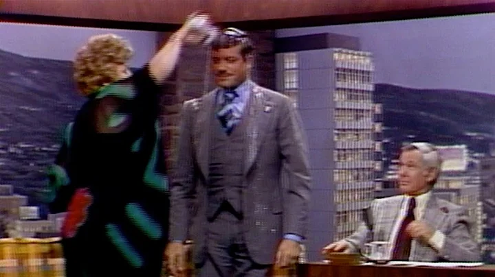 Shelly Winters Dumps Her Drink All Over Oliver Ree...