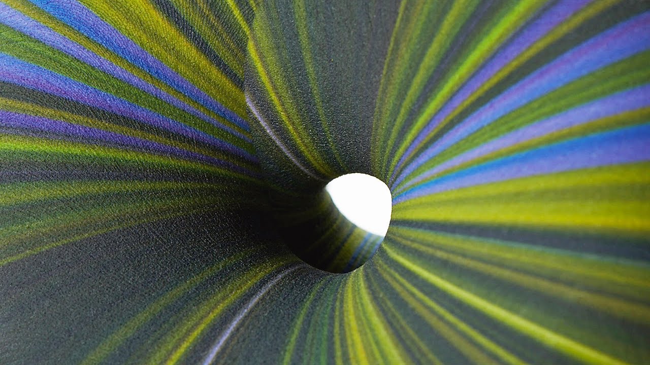 SMCK Magazine ARTISTS' PORTRAITS with Helen Dilkes