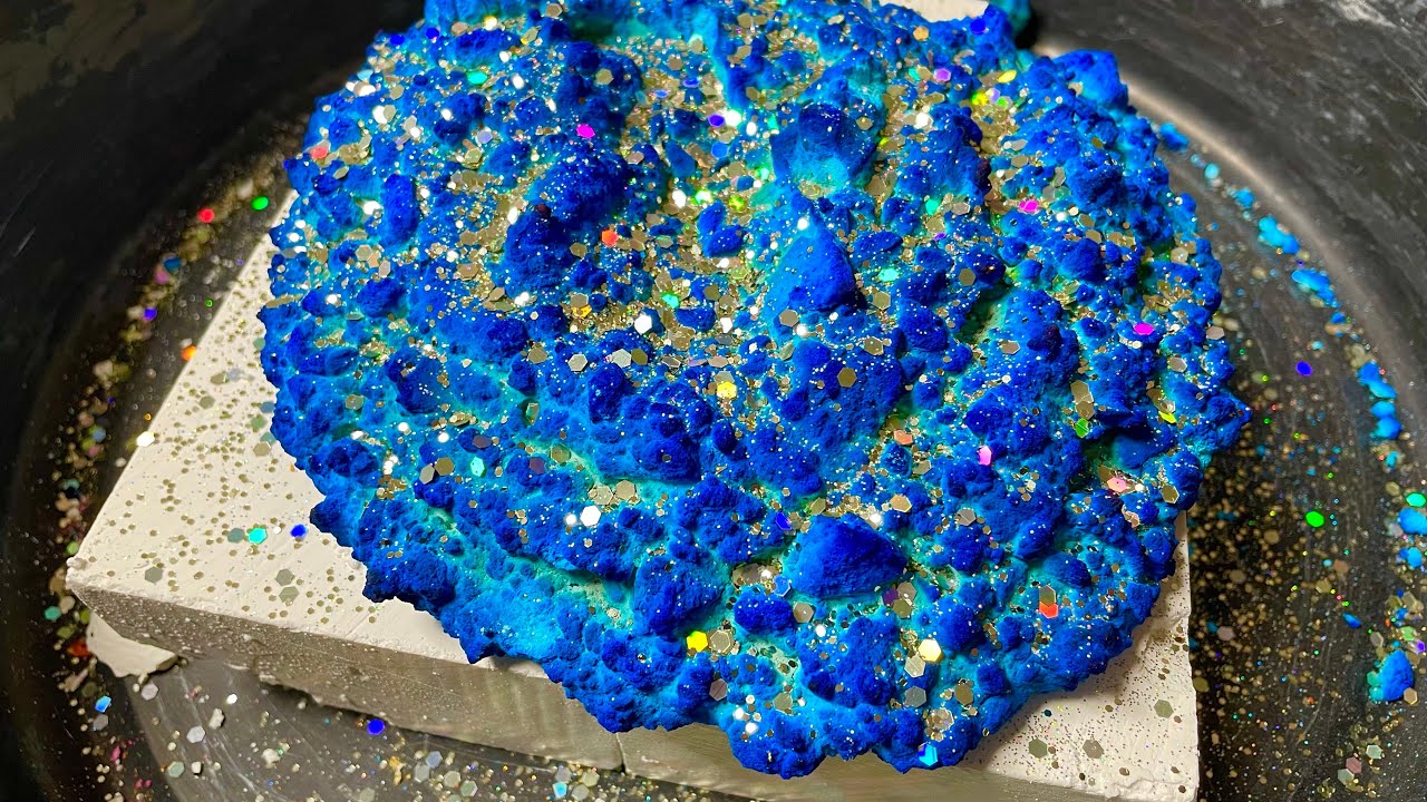Blue Chalk Blob with Powdery Fresh Chalk - YouTube