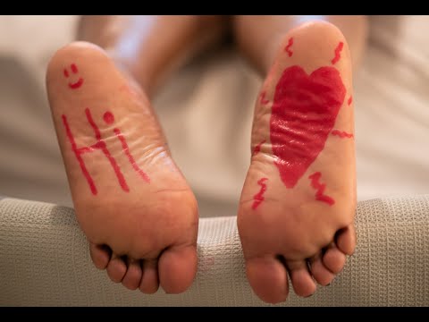 FALL IN LOVE WITH MY FEET! PLUS LIPSTICK?
