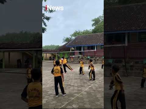 Viral! Anak SDN Sawah III Panggang, Yogyakarta Bermain Bola Voli Bak Atlet Profesional