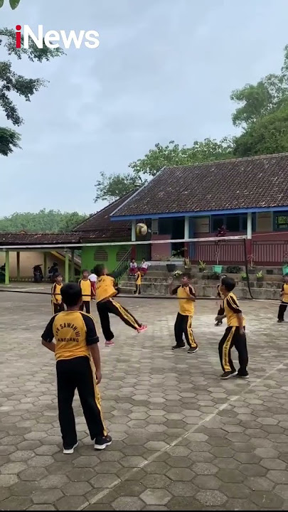 Viral! Anak SDN Sawah III Panggang, Yogyakarta Bermain Bola Voli Bak Atlet Profesional