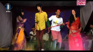 Watch this completely entertaining bhojpuri song ban than ke rang aile
hitwa didia from di saman bhojpuria jawan.