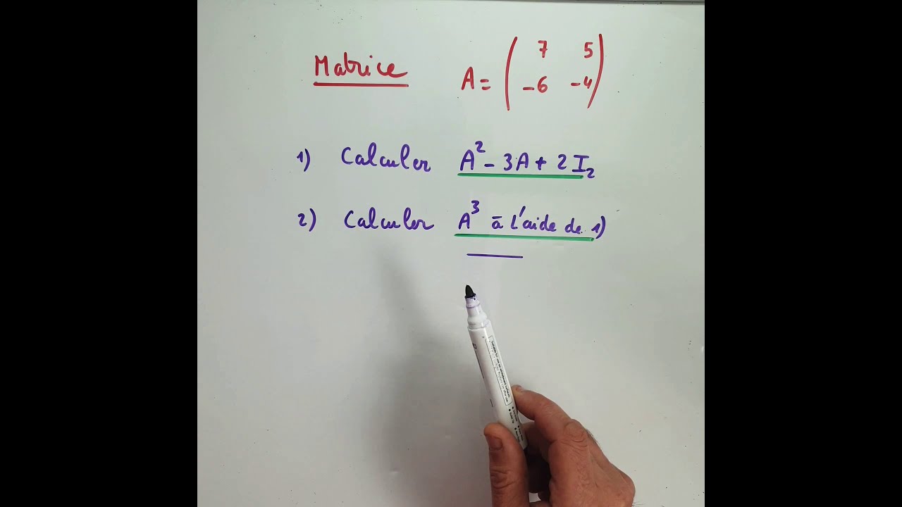 calculer-la-matrice-au-cube-l-aide-de-la-matrice-au-carr-e
