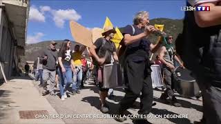 Affrontements entre religieux et militants écologistes en Ardèche : une scène surréaliste