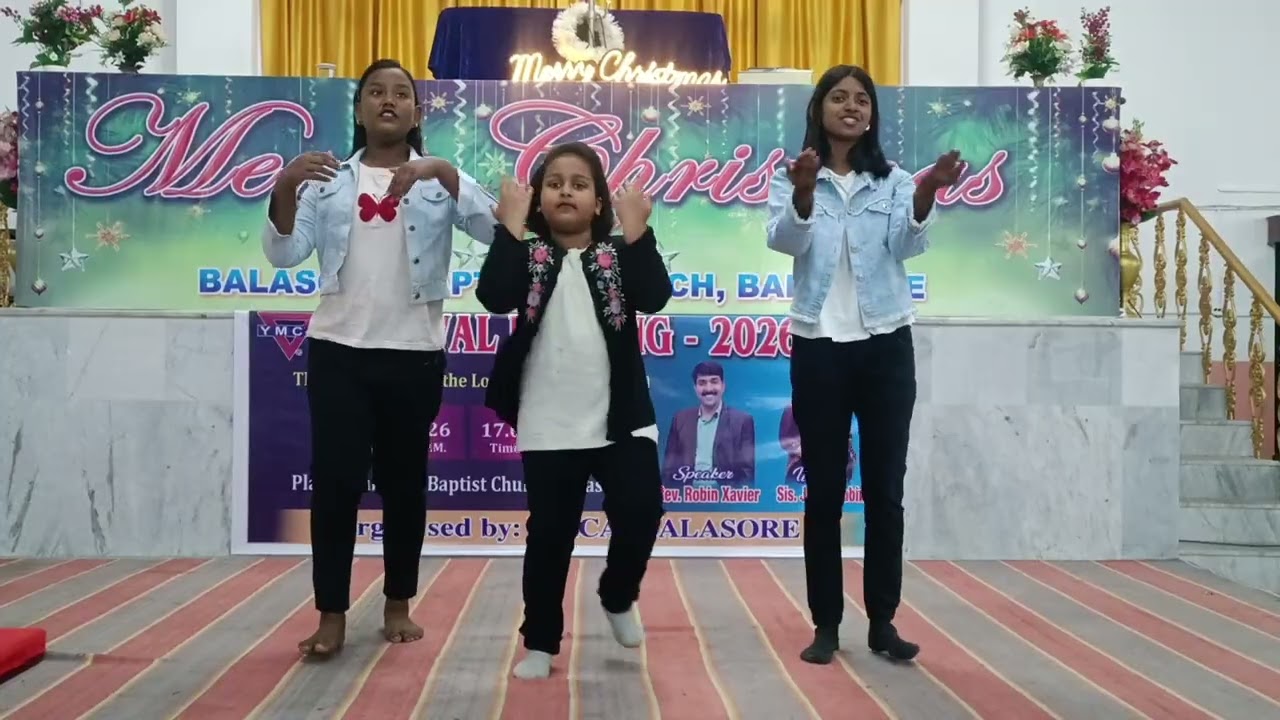 Door ek Taara jaa raha Hai @Christmas Dance