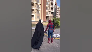لما تتحكم في سبايدر مان Shorts 