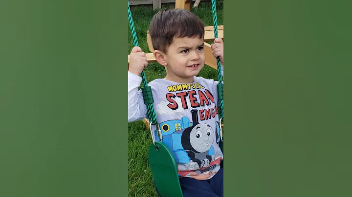 my  brother lernd how to swing