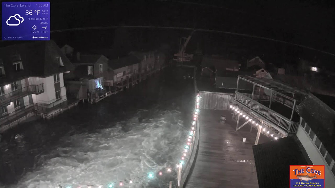 The Cove Live Stream Fishtown Leland, Michigan cam