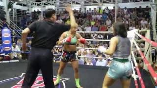 Barbara Nalepka PhuketTopTeam vs Yalis Thailand - Female Muay Thai fight 4 Jan 2017