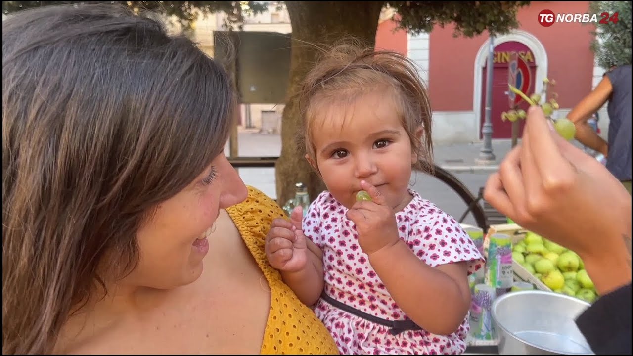 Spinazzola, la città festeggia la piccola Linfa