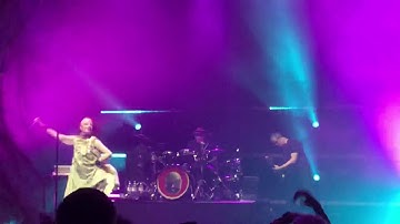 Garbage ‘ I think I’m Paranoid ‘ - Alhambra Theatre, Dunfermline, July 2019