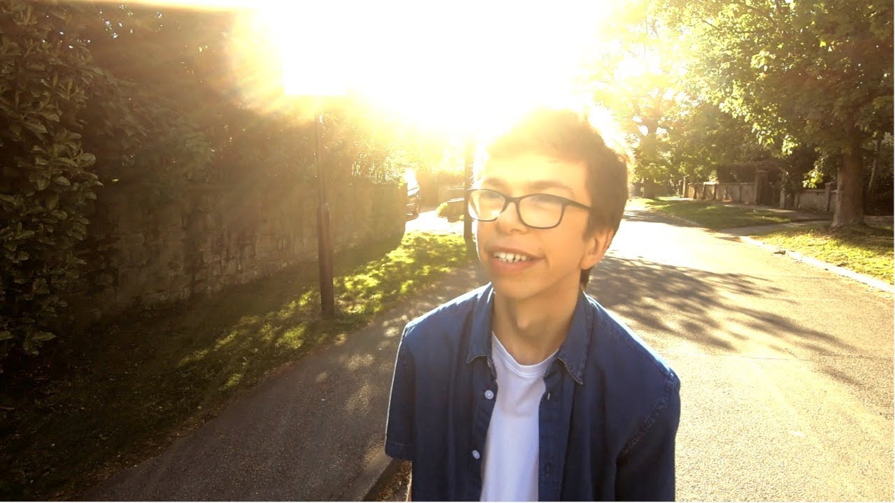 Running Around in my Head - Ewan Howarth