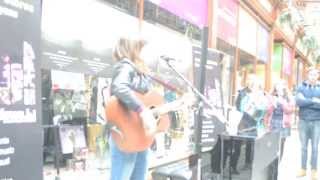 Gabrielle Aplin - Stranger Side (Live @ JG Windows 15-05-2013) [HD]