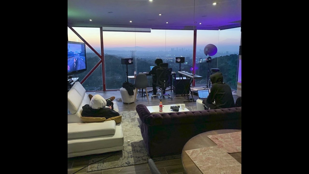 WiNGY - Off My Chest (Freestyle)