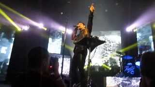 Download Lagu Vegas Lights - Panic! at the Disco (Fox Theatre 2/15/14) MP3