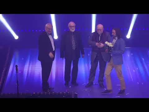 Video: «Golden Soffit» (մրցանակ). անվանակարգեր և դափնեկիրներ