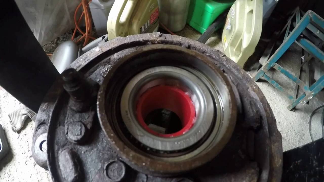 Subaru Impreza Turbo GT Rear wheel bearing replacement 