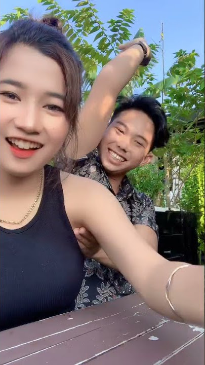 ketiak nya d cium