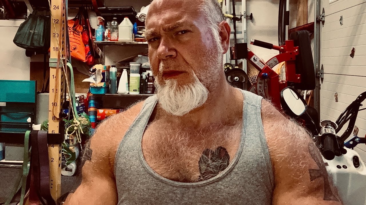 barely benching on pump day 23SEP2026