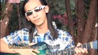 Video thumbnail of "Maxwell Franklin Saran - Kelanjur ngempa taju remaung"