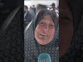 انهيار مسنة فلسطينية على ابنها المفقود بمجمع الشفاء بعد اقتحام الجيش الإسرائيلي