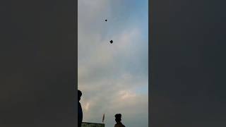 ptang limkakr laya 😁 #viralshort #kiteflying #kitelover #kites #kiteshorts#sidhumoosewala #newsong