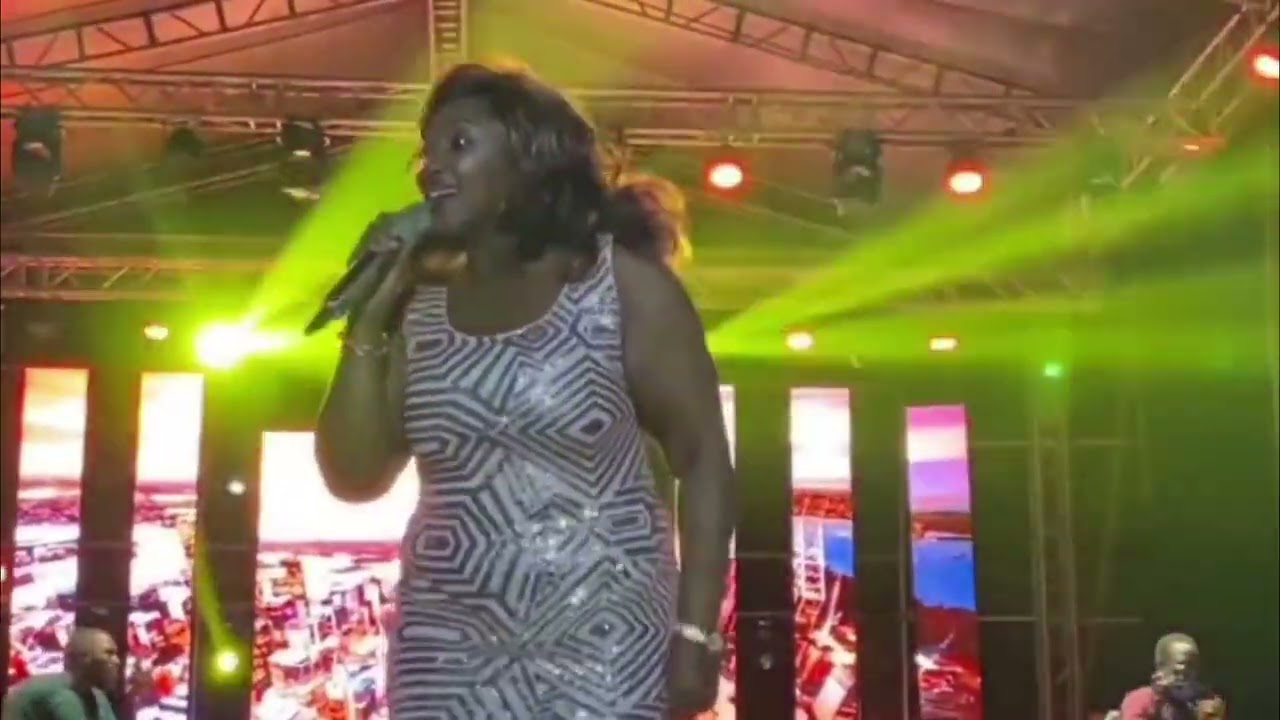 Londa e Number Yo LIVE at Lugogo Cricket Oval